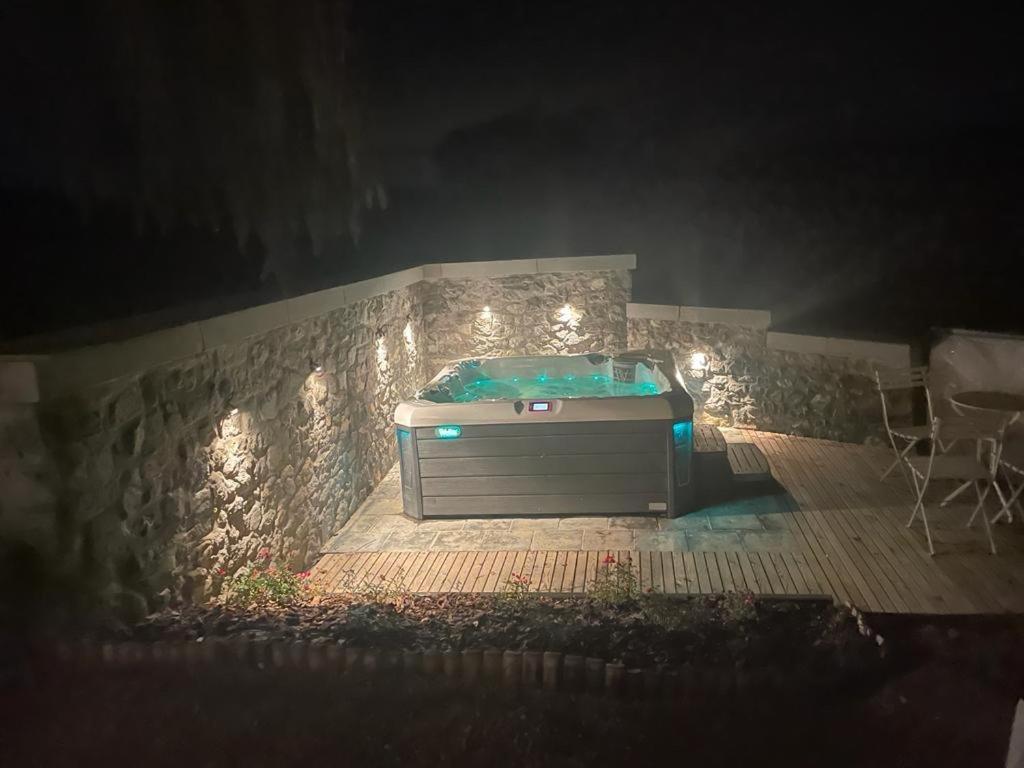 La Ferme De Basseilles Guest House Mozet Екстериор снимка