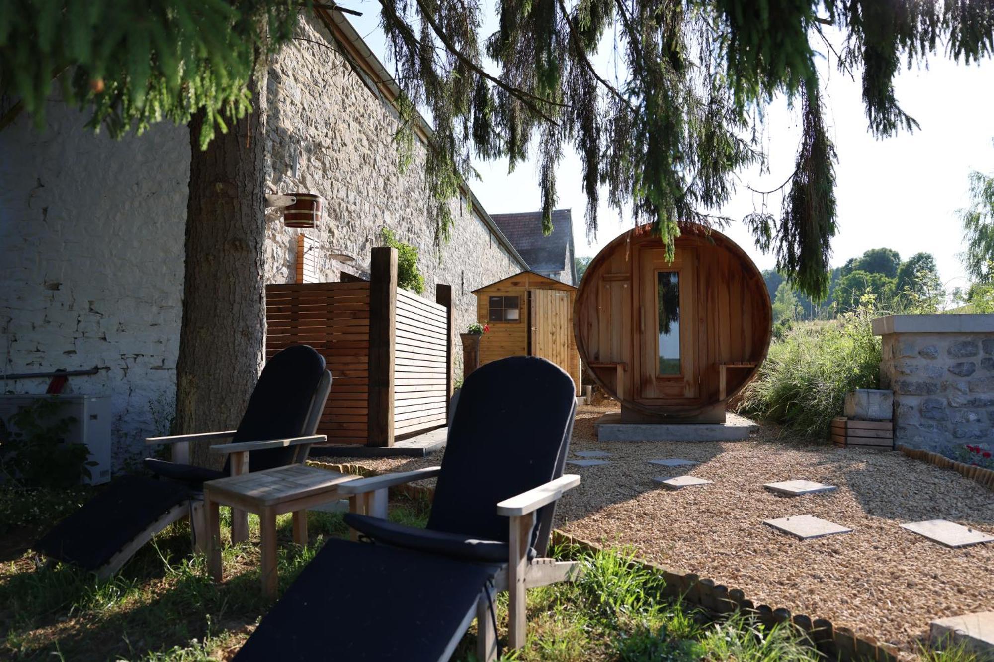La Ferme De Basseilles Guest House Mozet Екстериор снимка